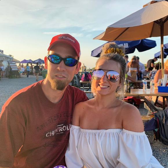 Meet your Posher, Jess - Picture 1 of 1